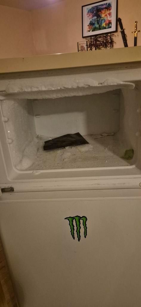 Gebruikte Vrijstaande koelvries combi GRATIS