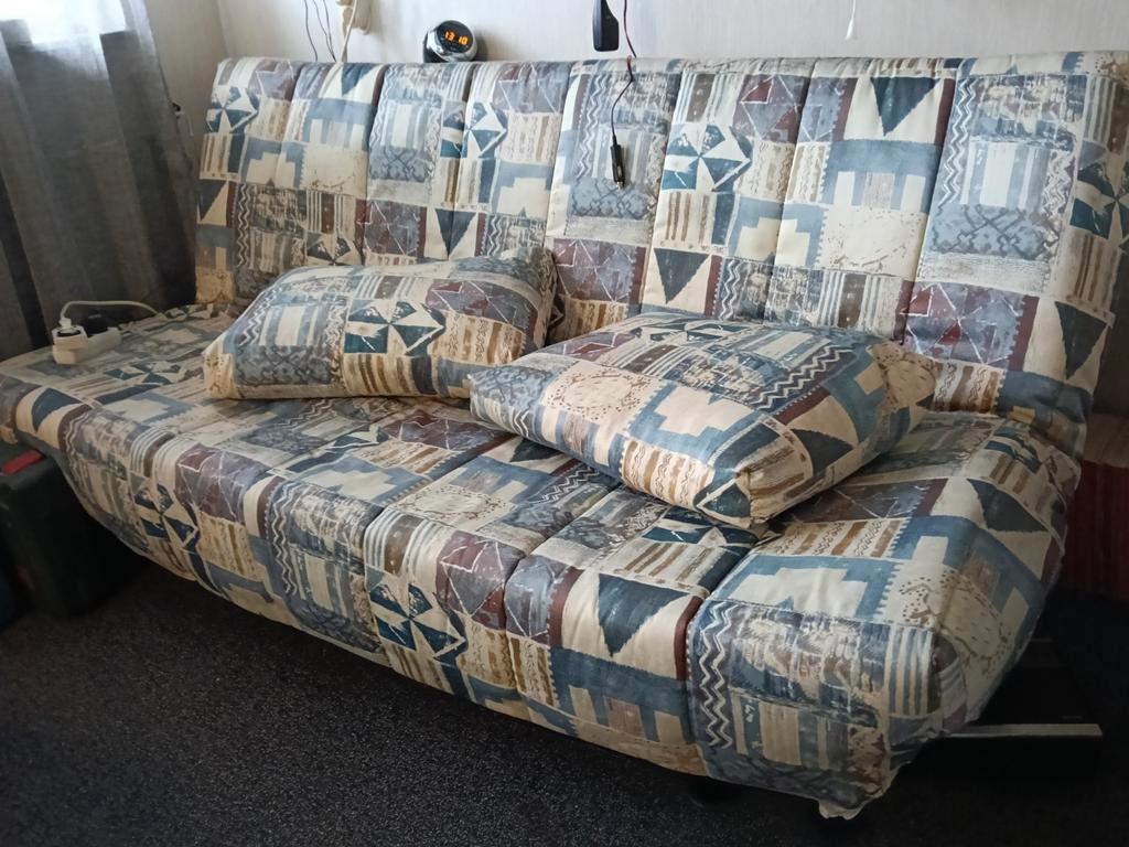 Slaapbank in goede staat - Gratis af te halen in Papendrecht