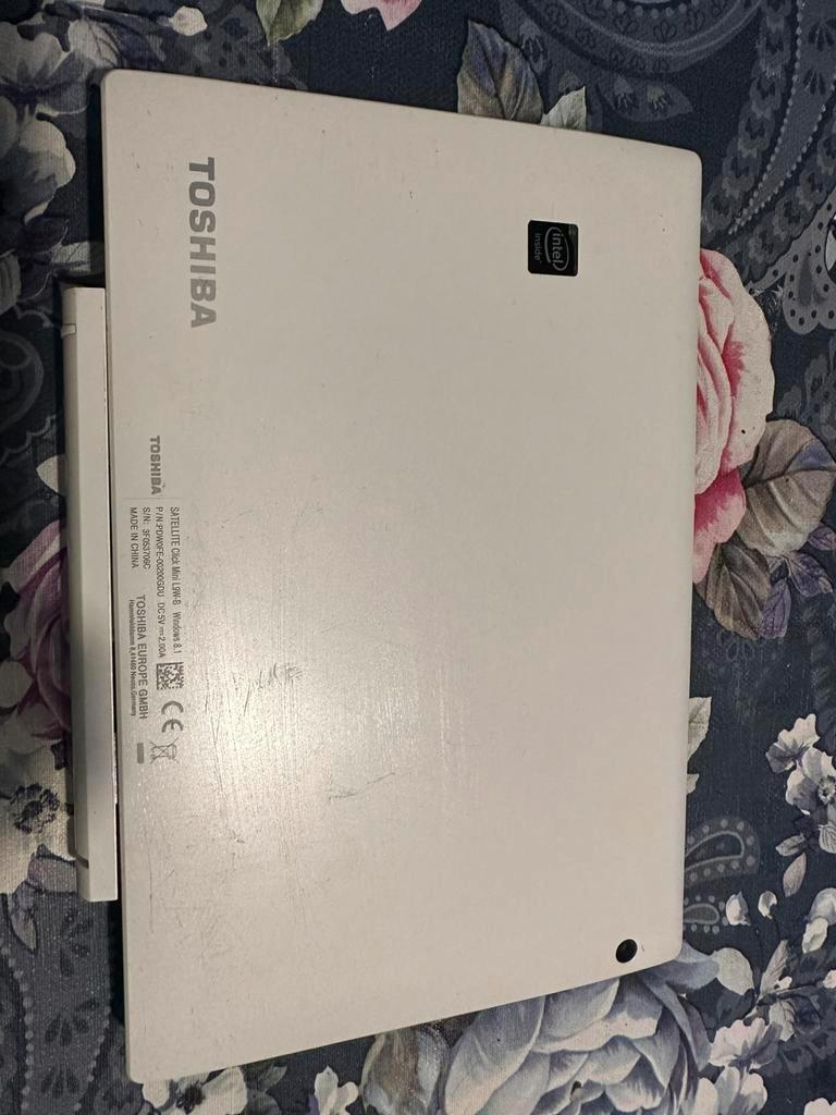 5 telefoons en 1 laptop/tablet gratis afhalen