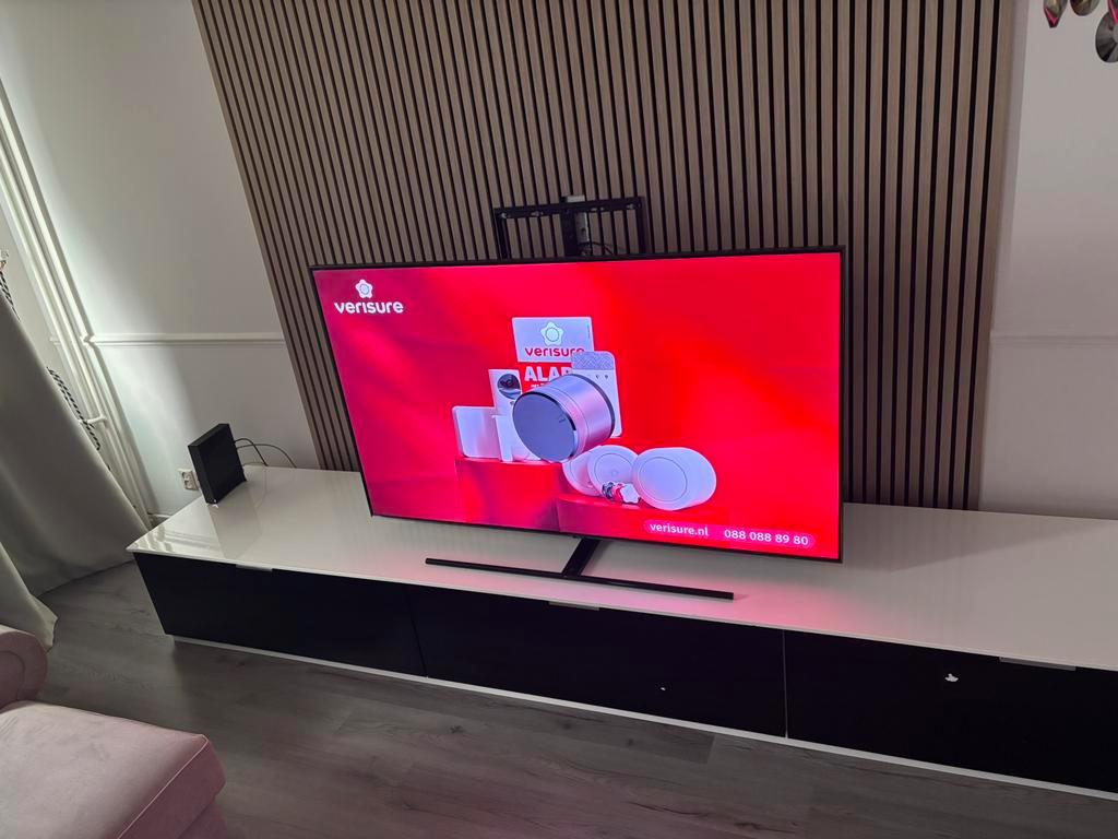 Mooie TV-Kast GRATIS OPHALEN ROTTERDAM