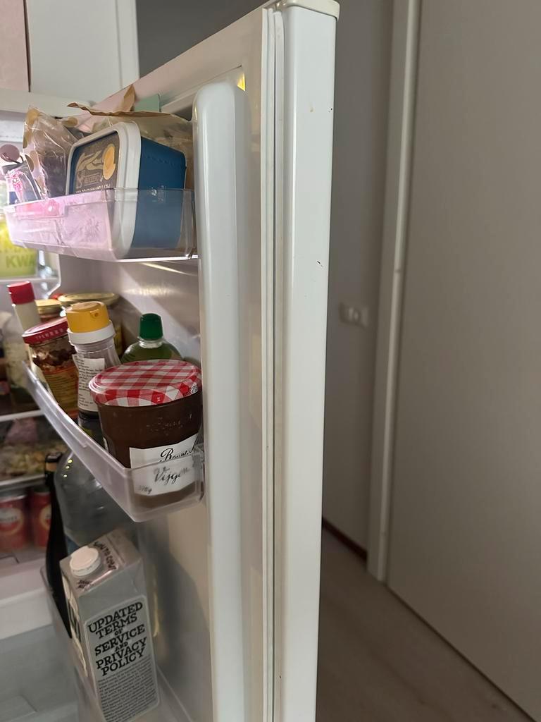 Koelkast met vriezer