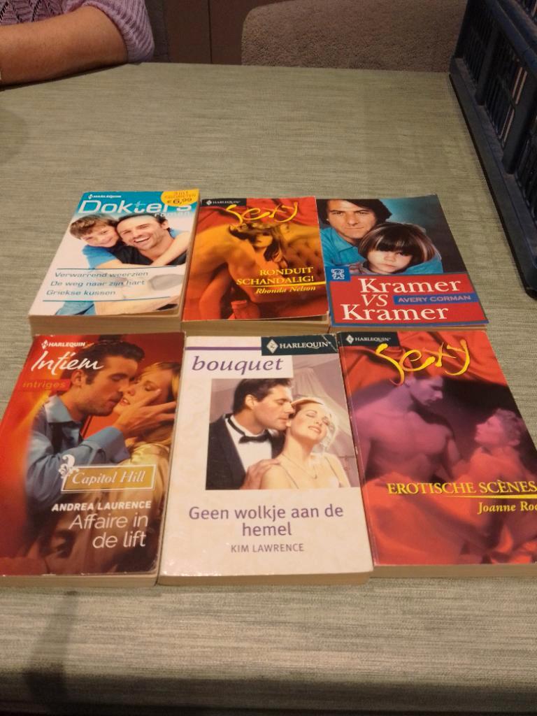 5  Harlequin boekjes + Kramer vs Kramer