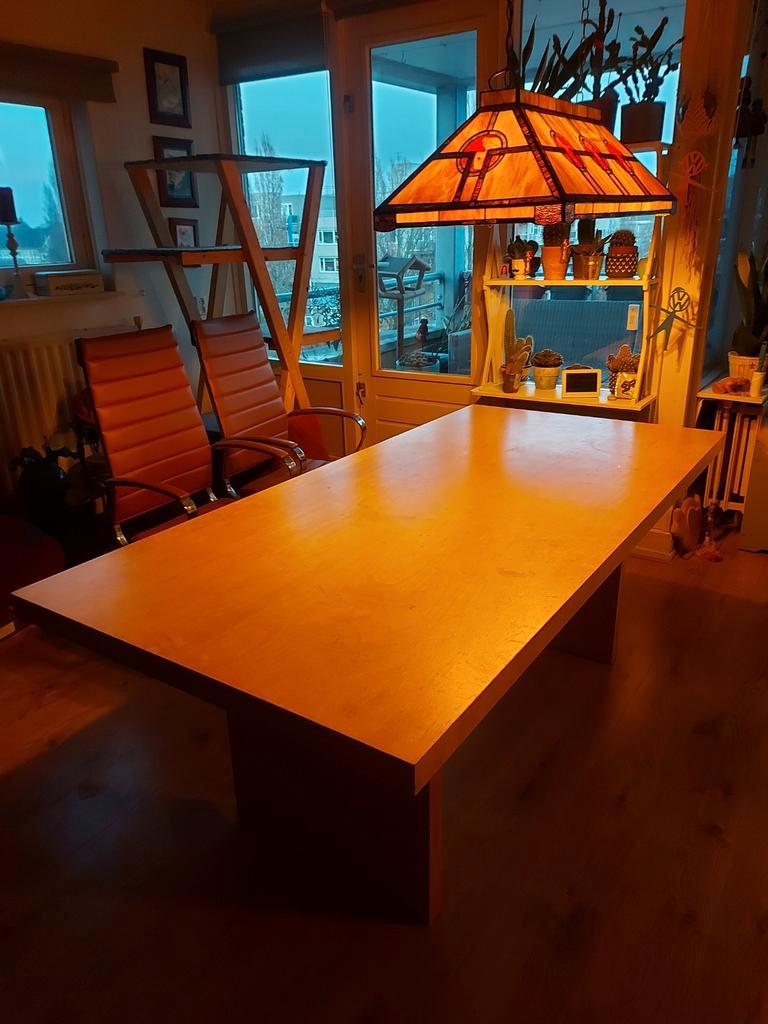 Eetkamer tafel gratis af te halen