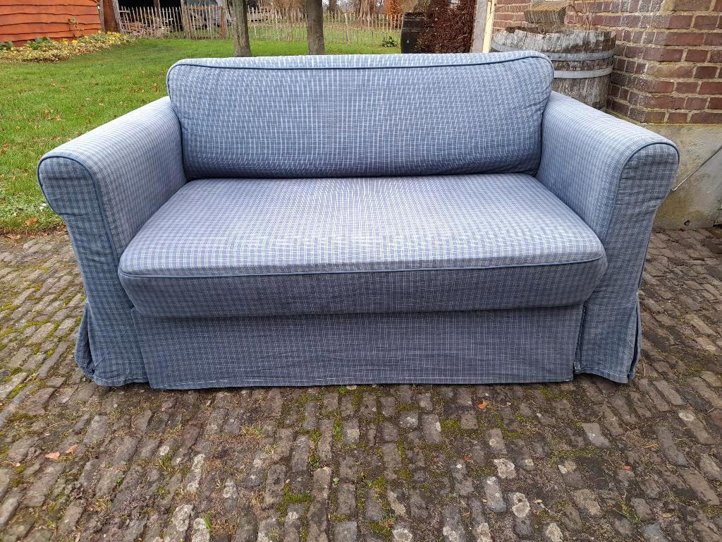 Leuk bedbankje. Handig voor studentenkamer.