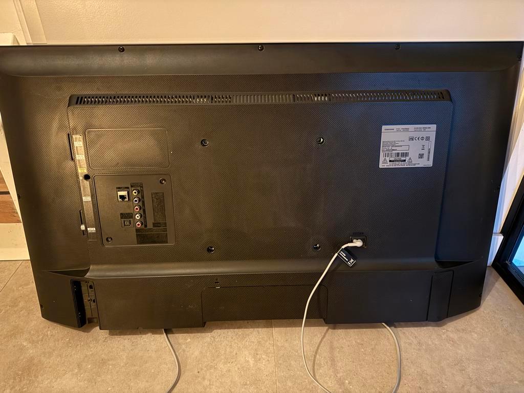 Defecte Samsung 40 inch TV - Zwart beeld