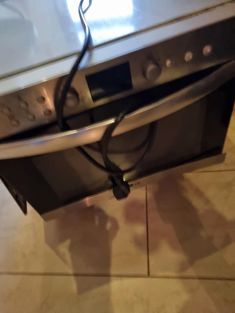 L.G. Combi Magnetron - Werkt, moet nagekeken