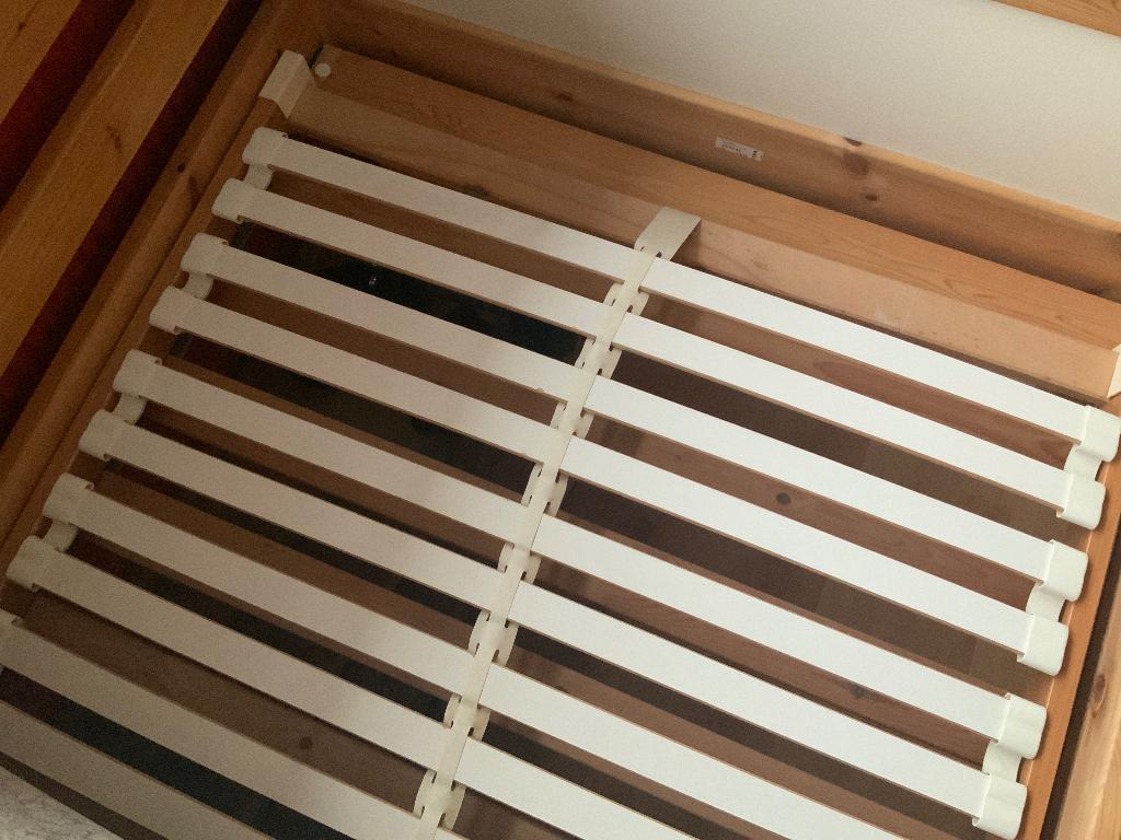 Eenpersoons bed op te halen