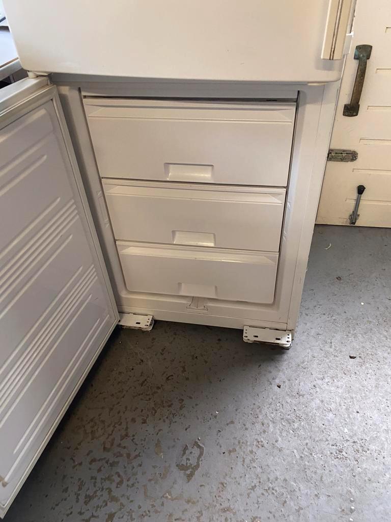 Liebherr koelvriescombinatie met twee biofresh lades! Gratis