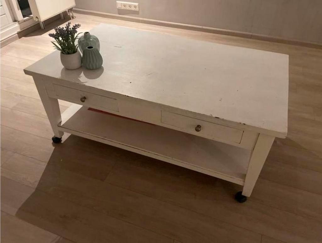 Gratis Eikenhouten Salontafel - Veldhoven