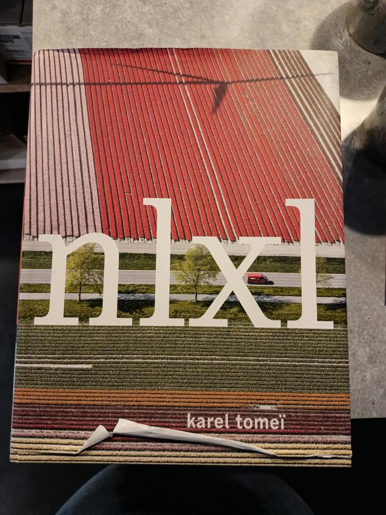 Drie dikke boeken met prachtige foto''s