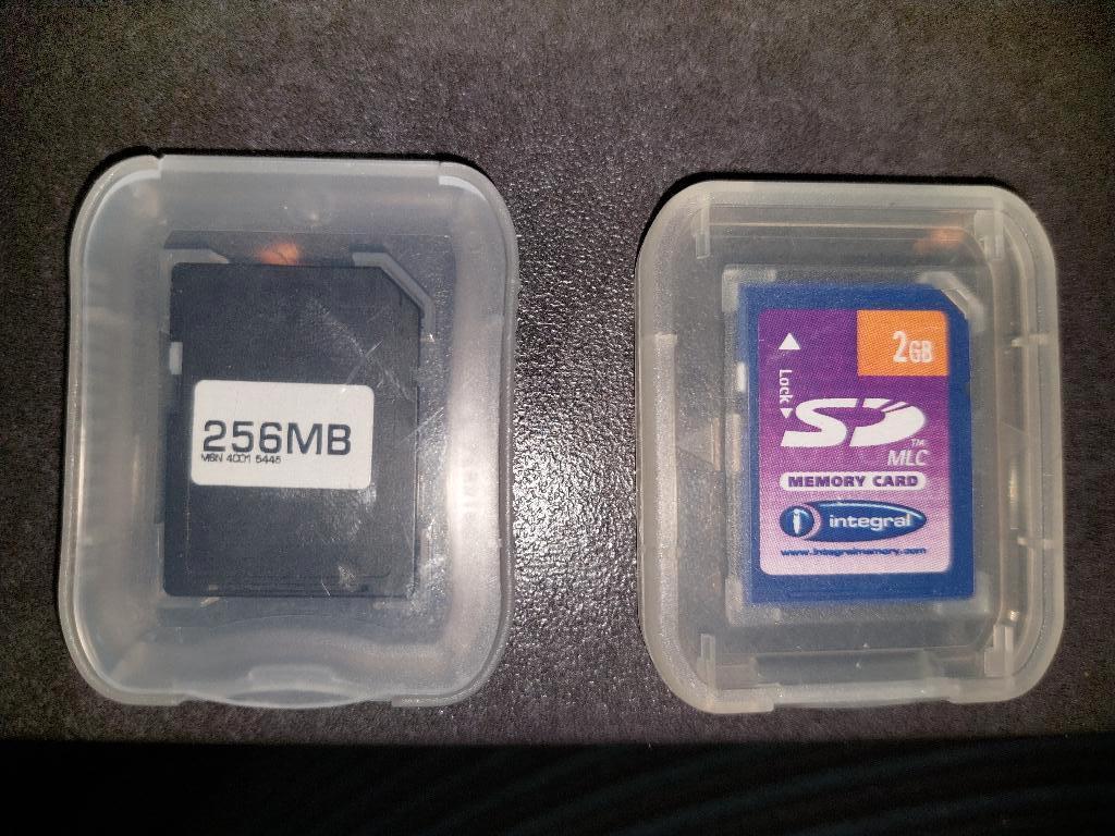 Nokia Ngage originele MMC''s en toegevoegde SD''s