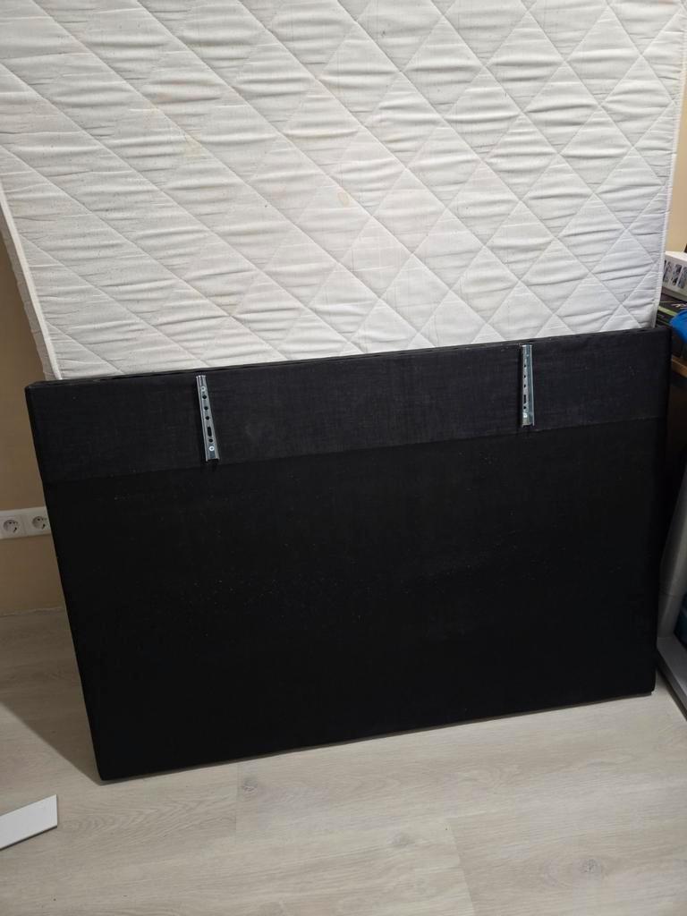 Leen Bakker Boxspring 140x200, eventueel met gratis matras