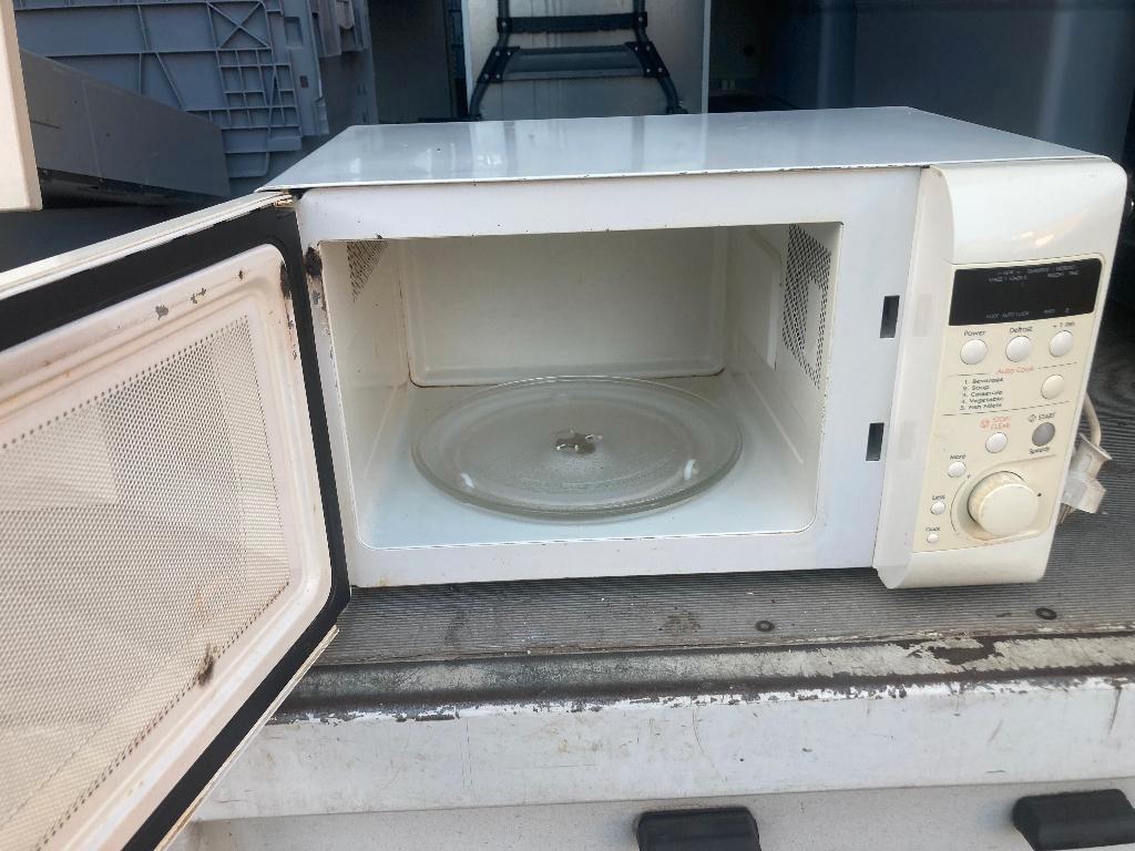 Gratis Magnetron 23 Liter