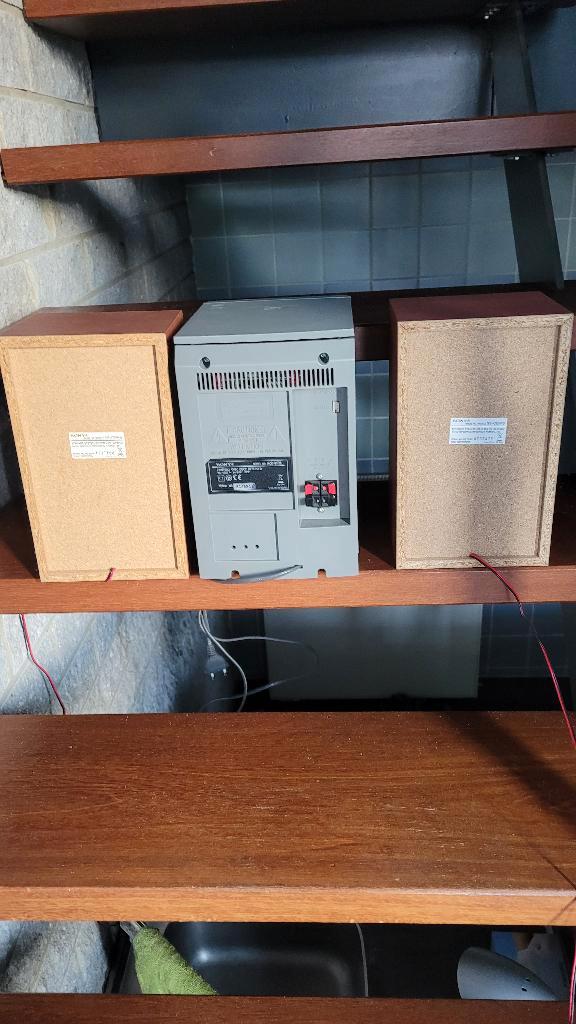 sony micro hi-fi systeem CMT-EH10 ( gratis)