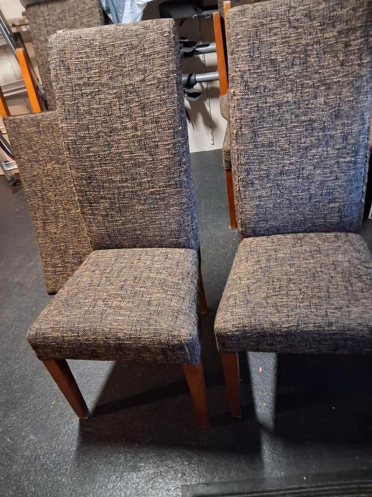 Set van 6 eetkamerstoelen