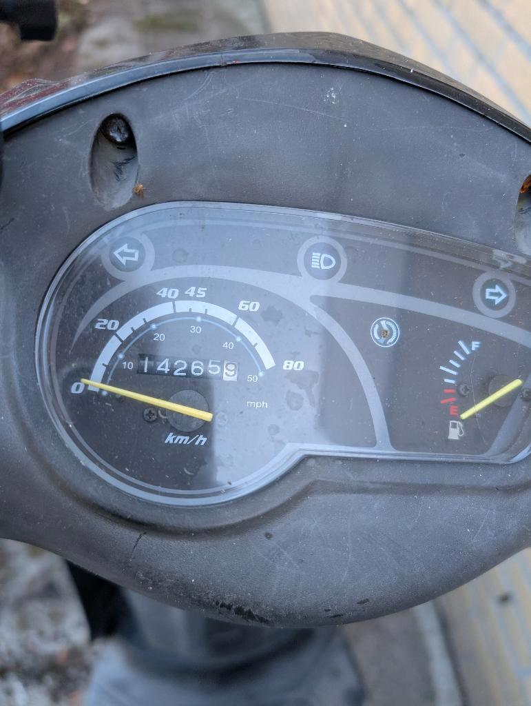 Sym orbit 50 rijdt niet