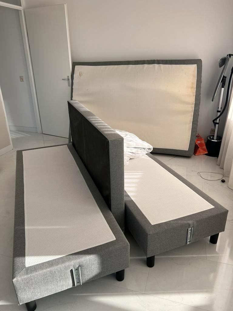 Gratis Boxspringbed 140x200 - Ophalen!