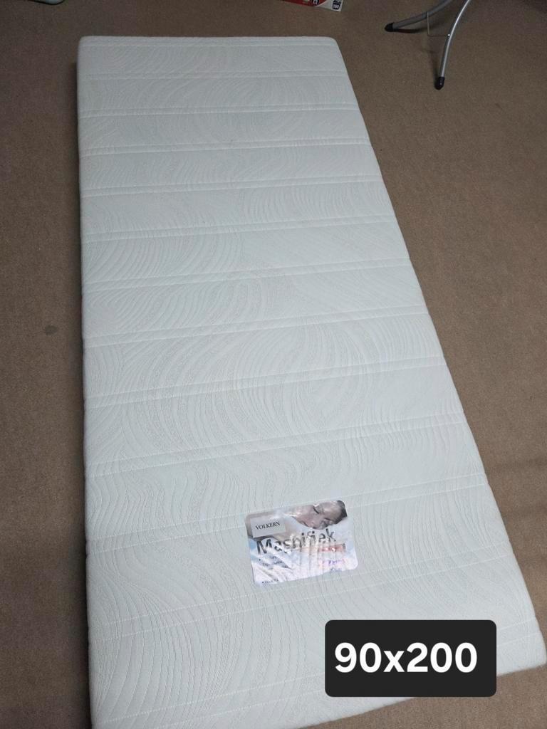 2 GRATIS matrassen 90x200cm