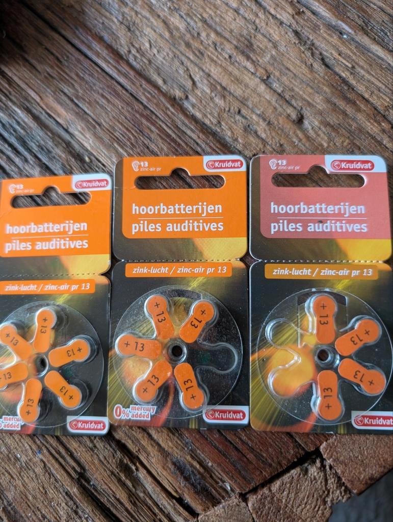 Gratis af te halen. Hoorbatterijen