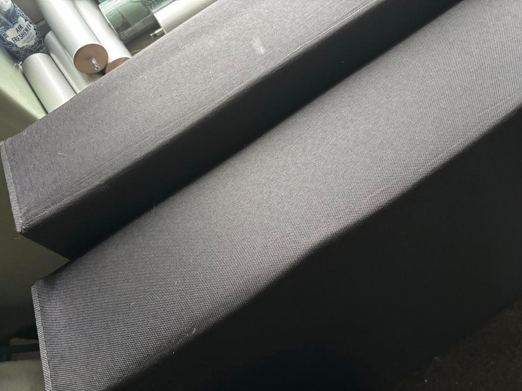 2 maal boxspring box 90x200. Gratis op te halen