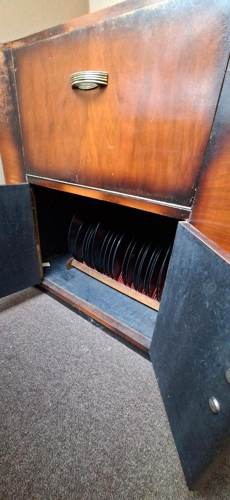 Platenspeler in kast vintage