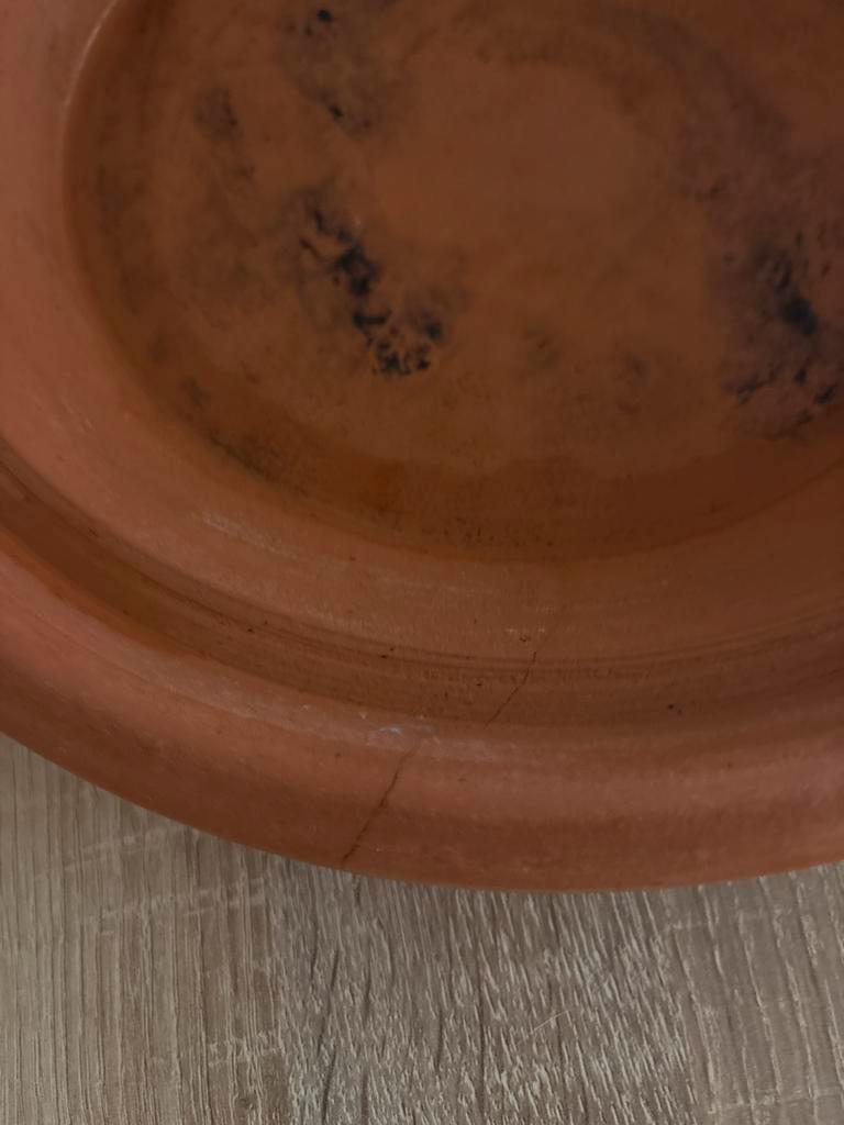 Aardewerk Tajine met kleine scheur