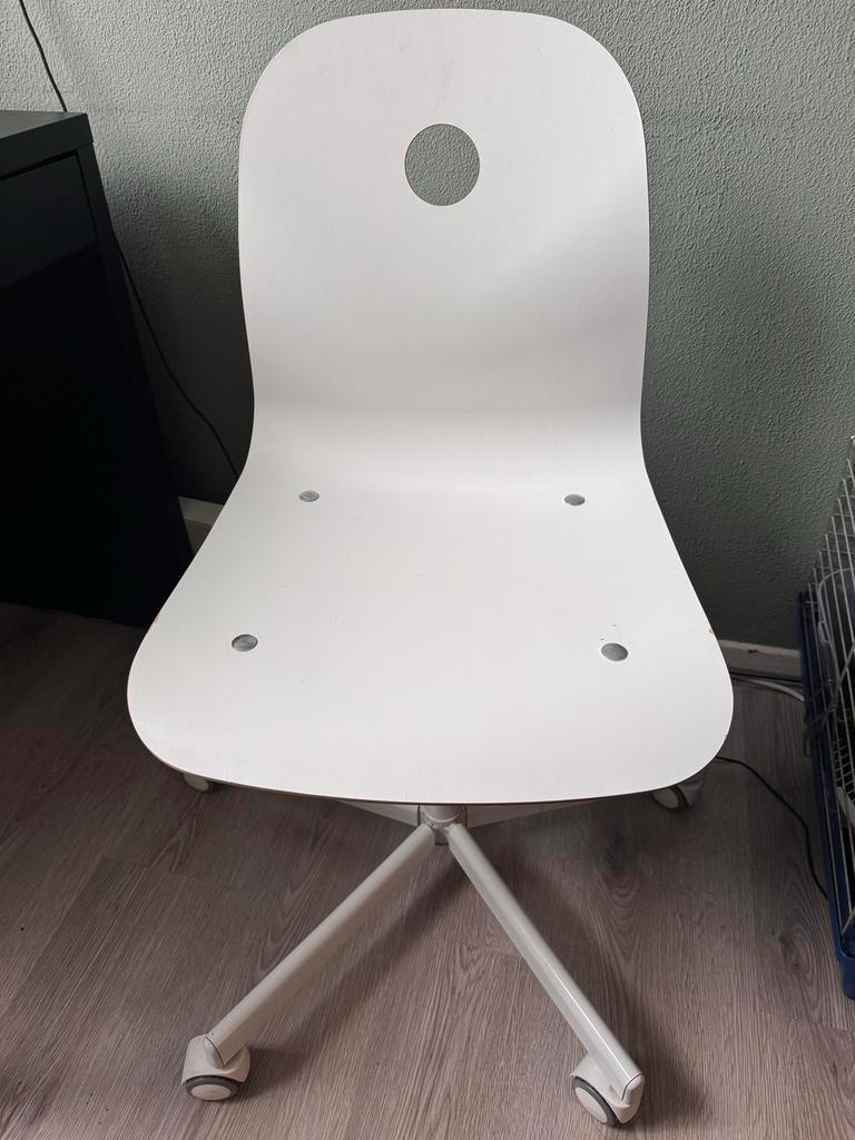 witte bureaustoel