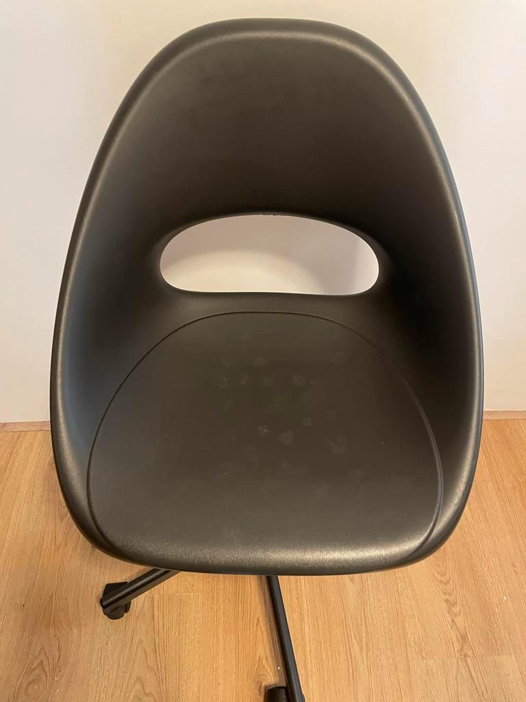 Zwarte bureaustoel - Gebruikt