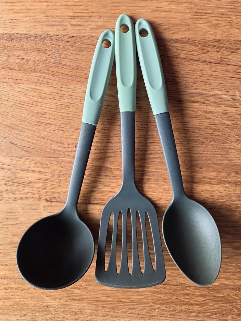 GRATIS - Ikea Bakpannenset + Keukengerei