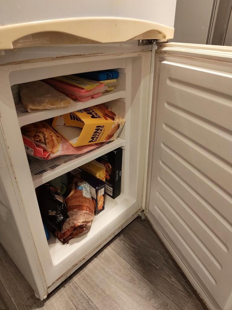 Gratis gebruikte koelkast - alleen ophalen!