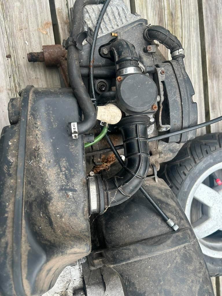 Vespa et2et4 motorblok zeldzaam kijkglas