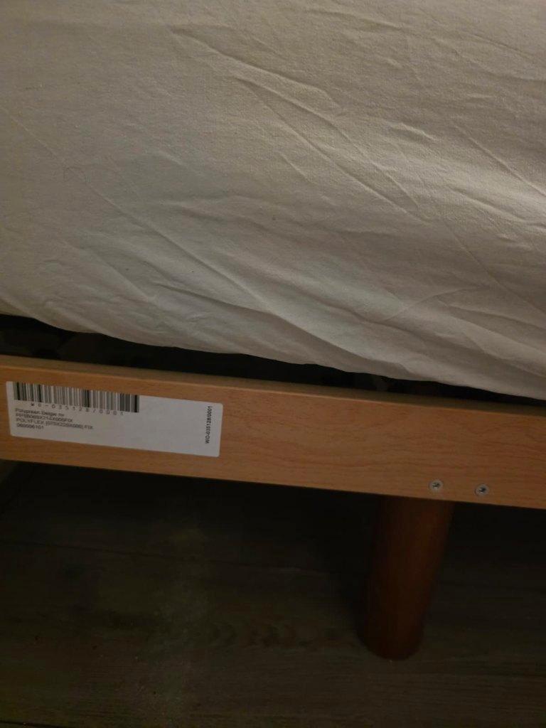 Bed - Twijfelaar met Matras - Gratis af te halen.