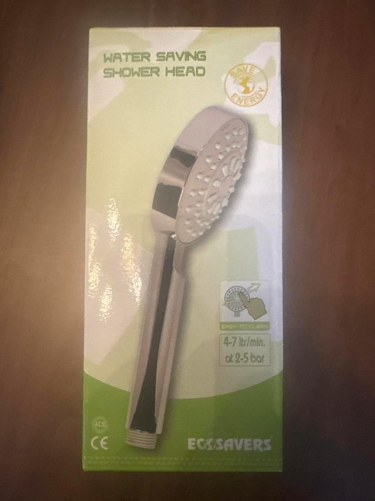 Nieuwe waterbesparende douchekop