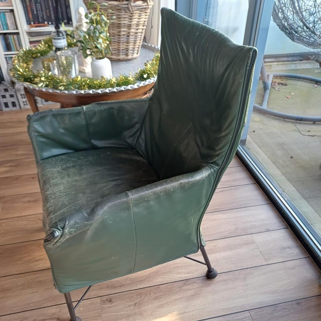 Gerard van den  Berg  fauteuil Charley