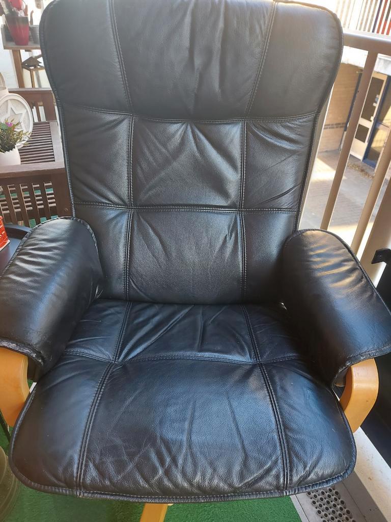 Gratis ophalen in Den Bosch stoel met voetenbankje