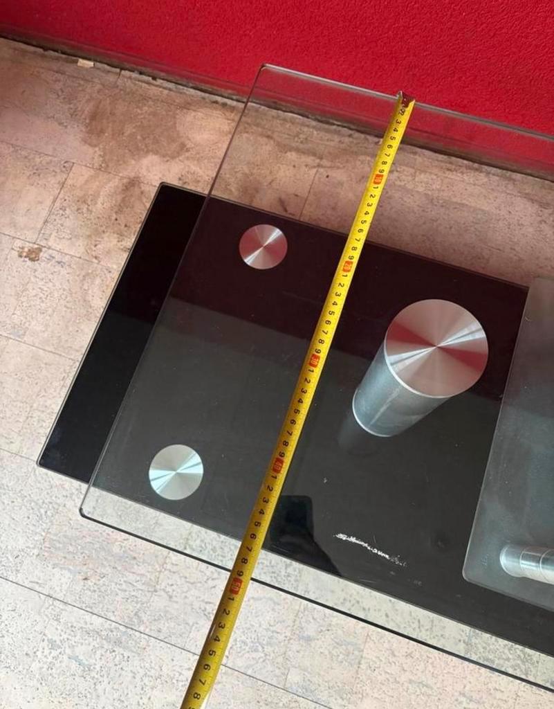 Stijlvol TV meubel van glas