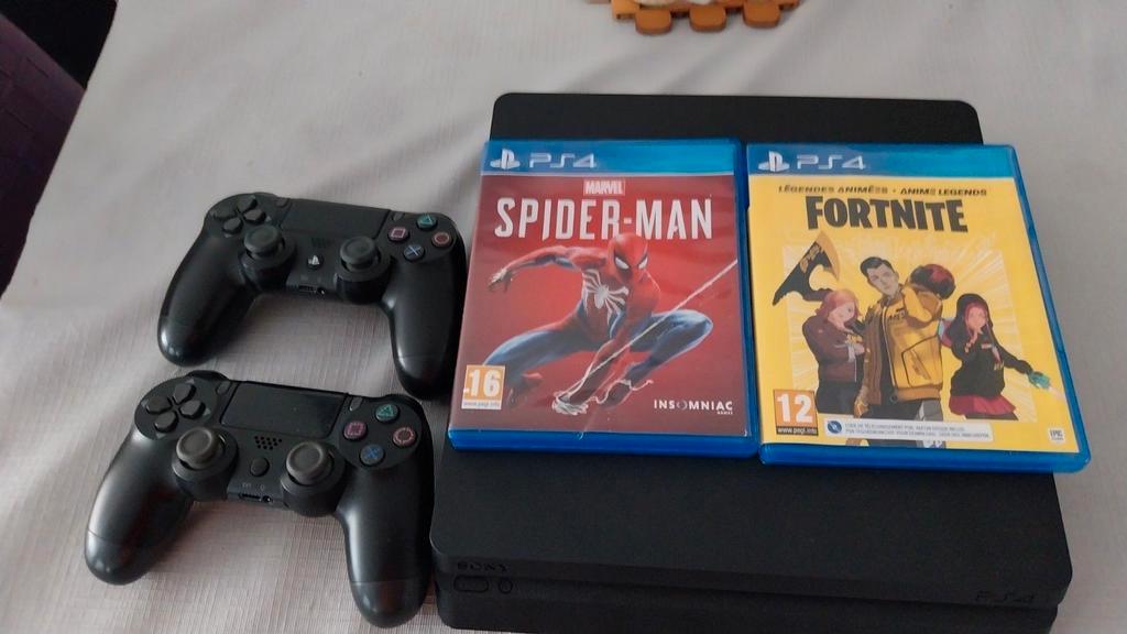 PS4 Slim met games en 2 controllers ruilen voor PS5
