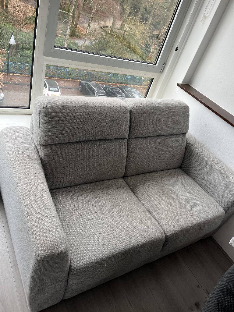 Grijze bank gratis meenemen