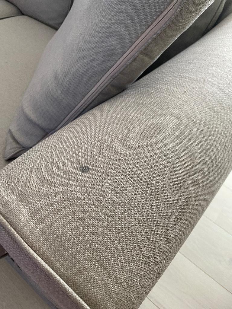 Lichtgrijze twee- tot driezitsbank 210cm