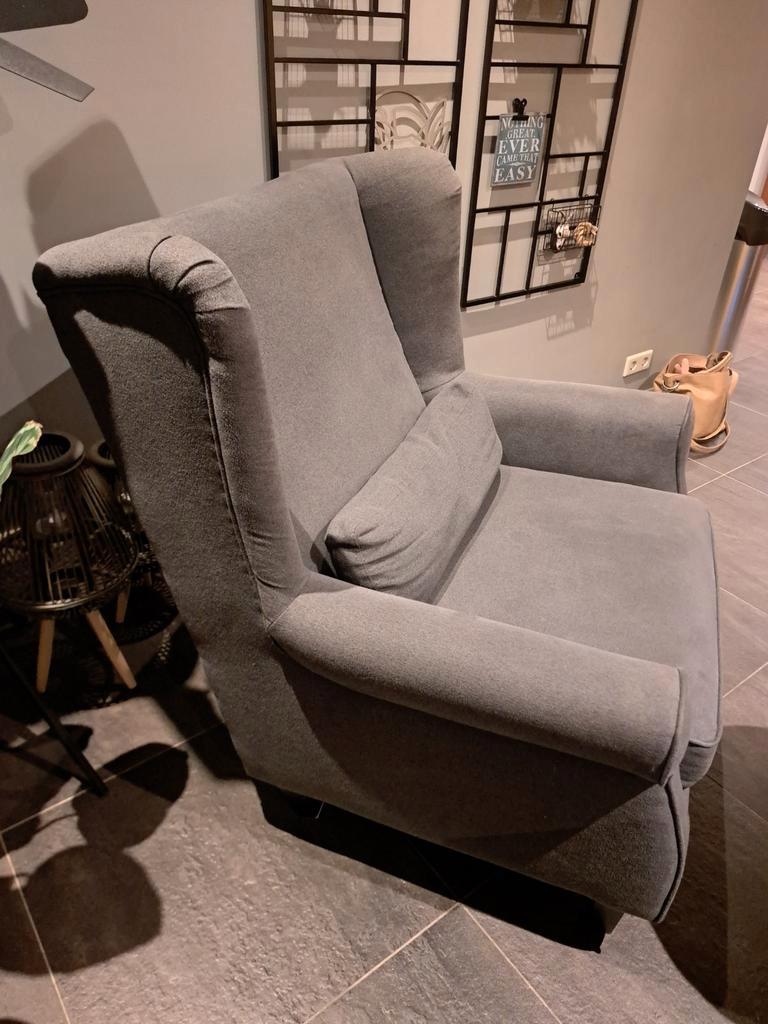 Mooie stoel - gratis af te halen!