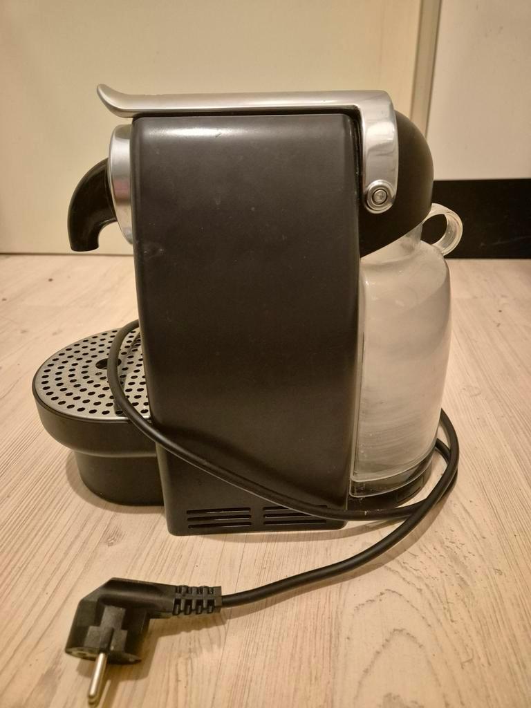 Nespresso Koffiemachine (voor de handige m/v/x)