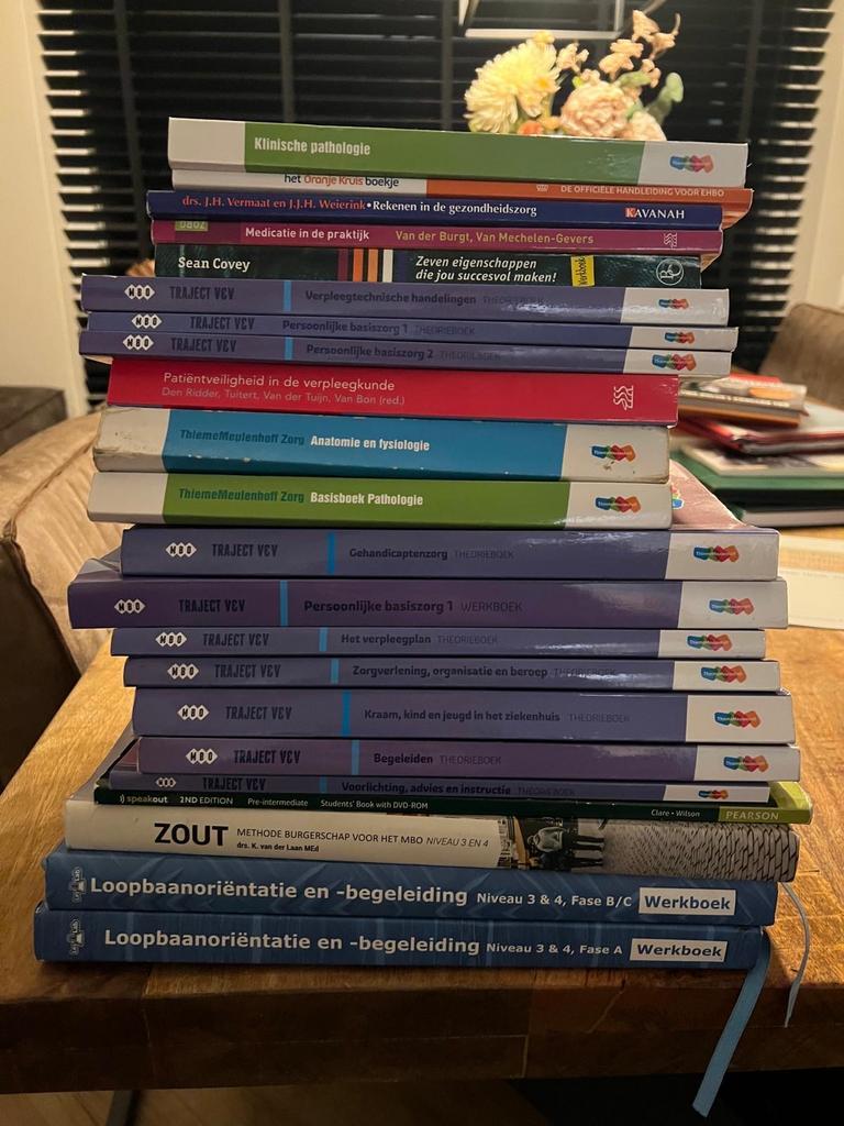 Leerboeken opleiding MBO verpleegkundige
