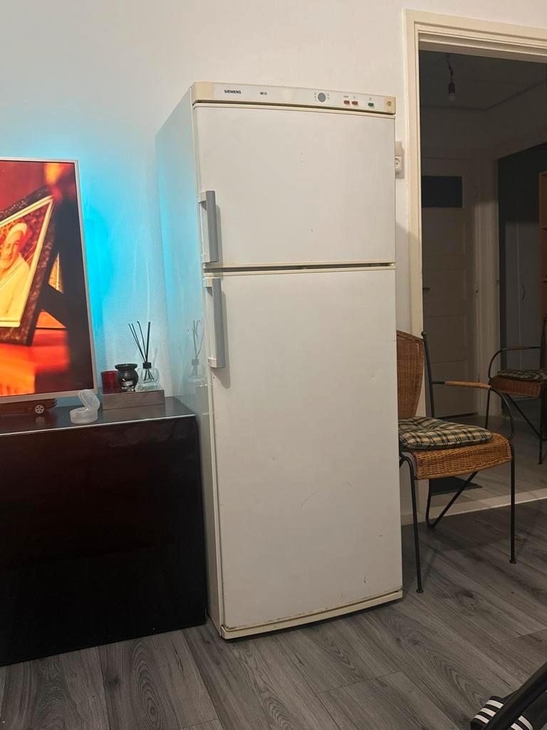 Gratis Siemens Koelkast met Vriesvak