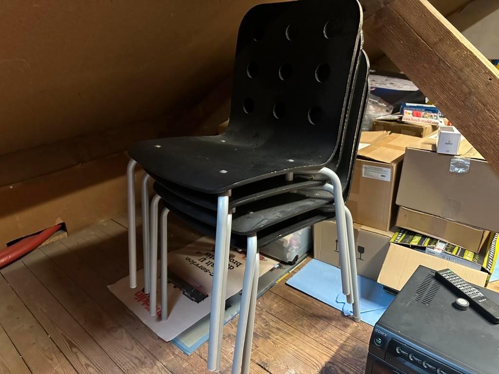 Gratis 4 ikea stoelen