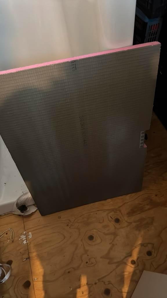 Nieuw badkuip - gratis + ombouw