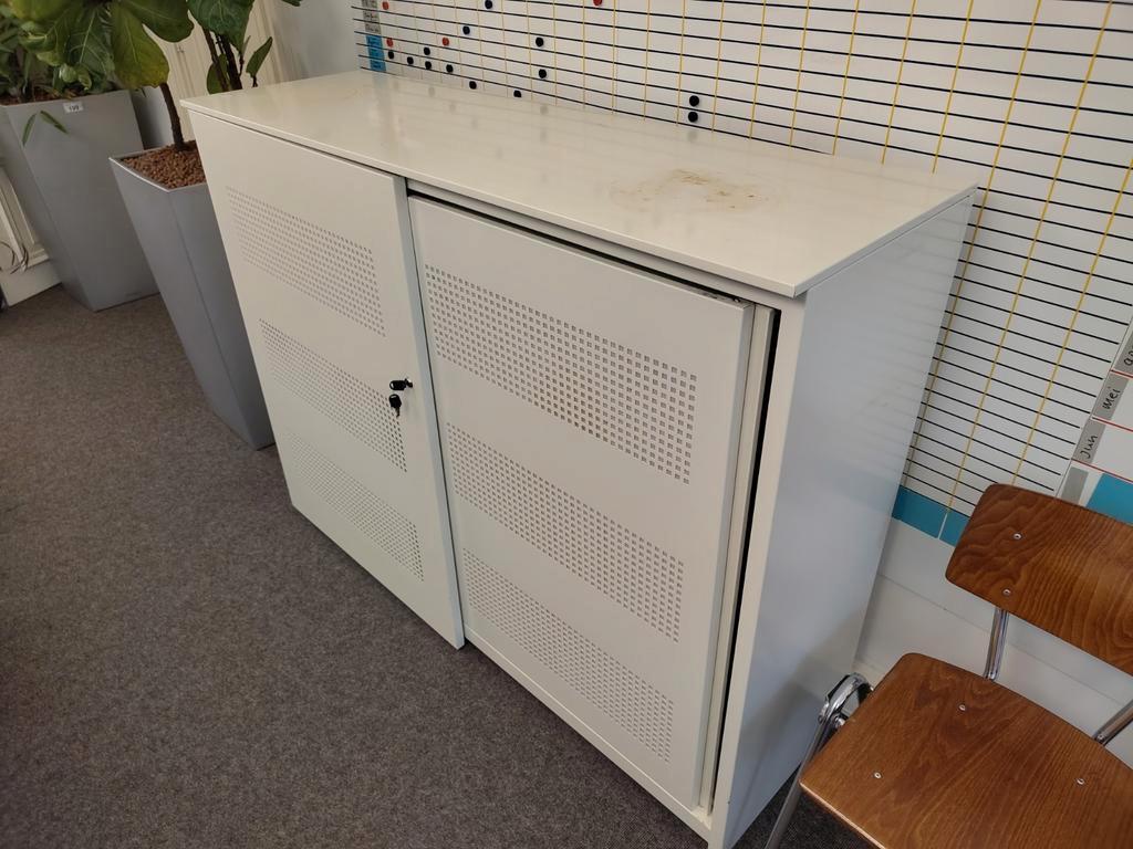 Gratis ophalen - Stalen kantoorkast met akoestische panelen