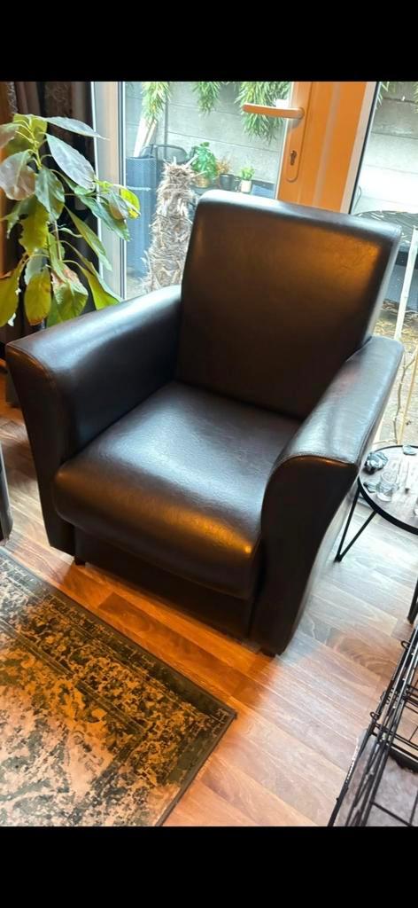 Zwart leren fauteuil