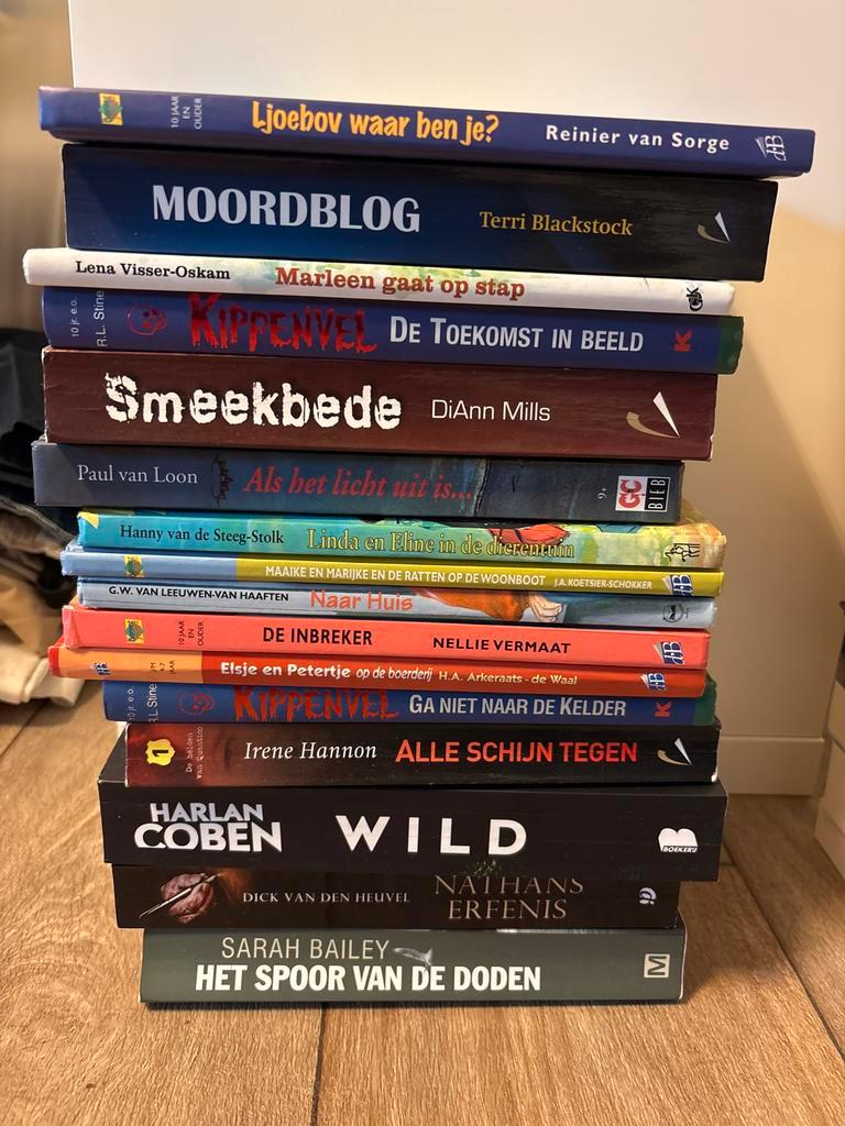 Boekenpakket diverse auteurs