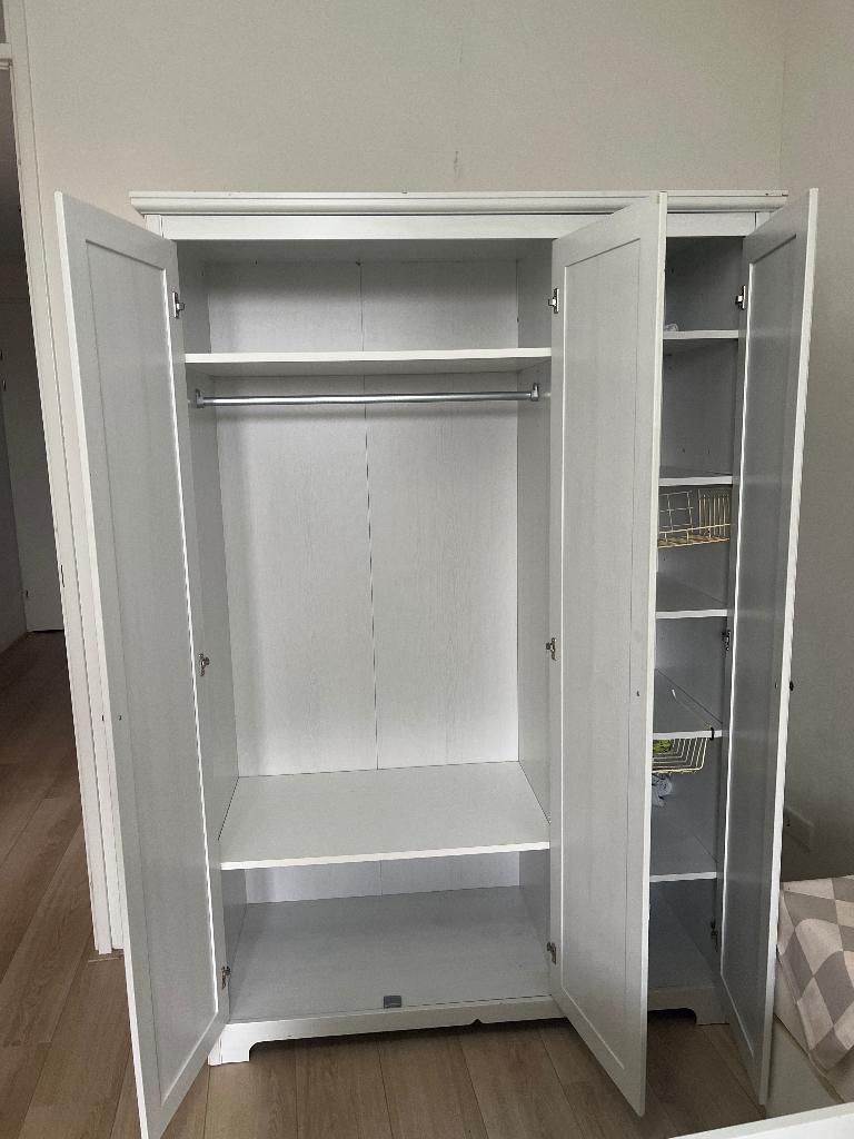 Kledingkast gratis af te halen