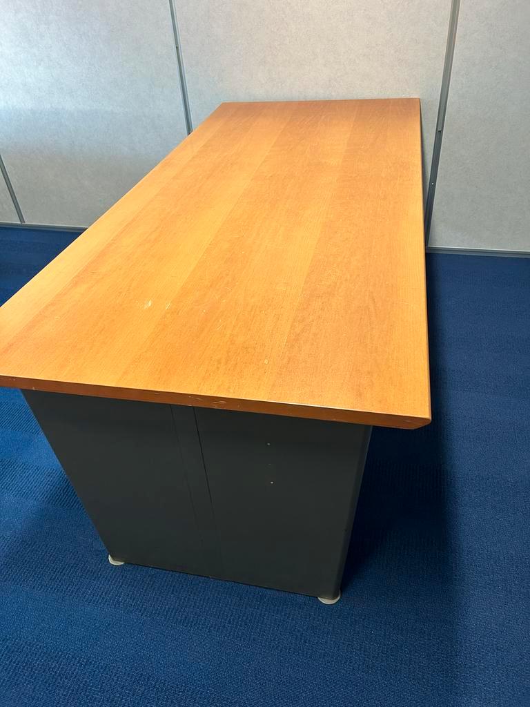 Vergadertafel 200x90 cm, gratis!!